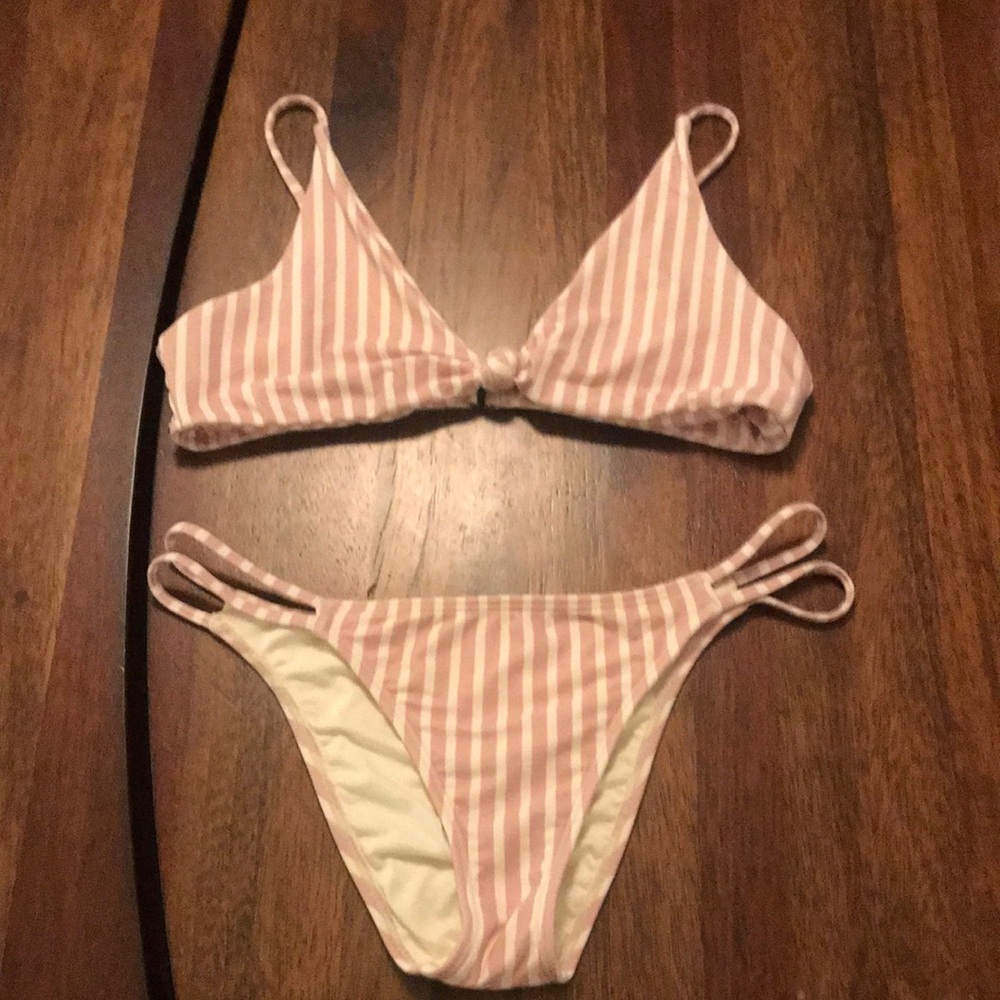 Swim suit